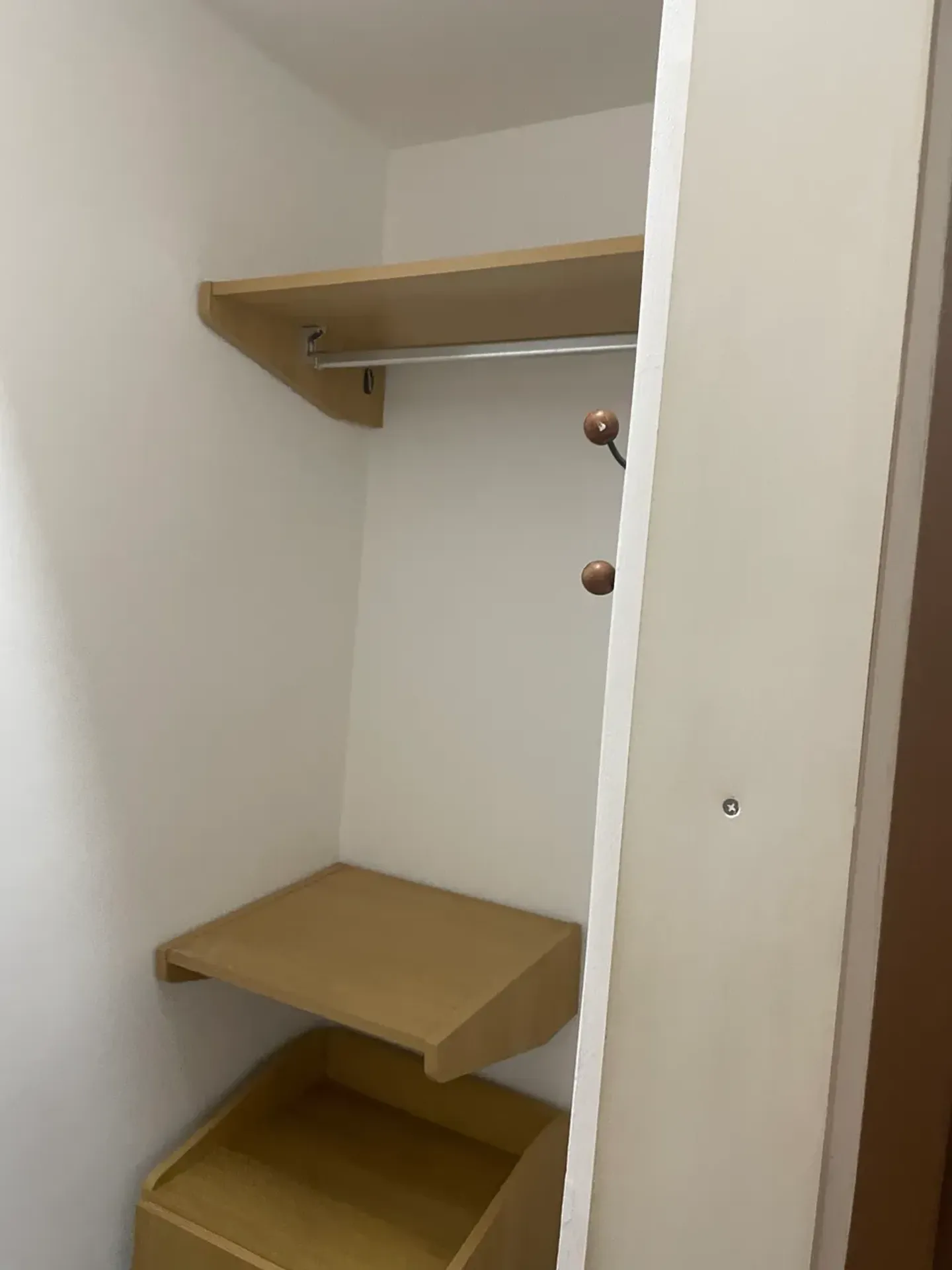 3-bedroom apartment in a building with a pool — photo 16