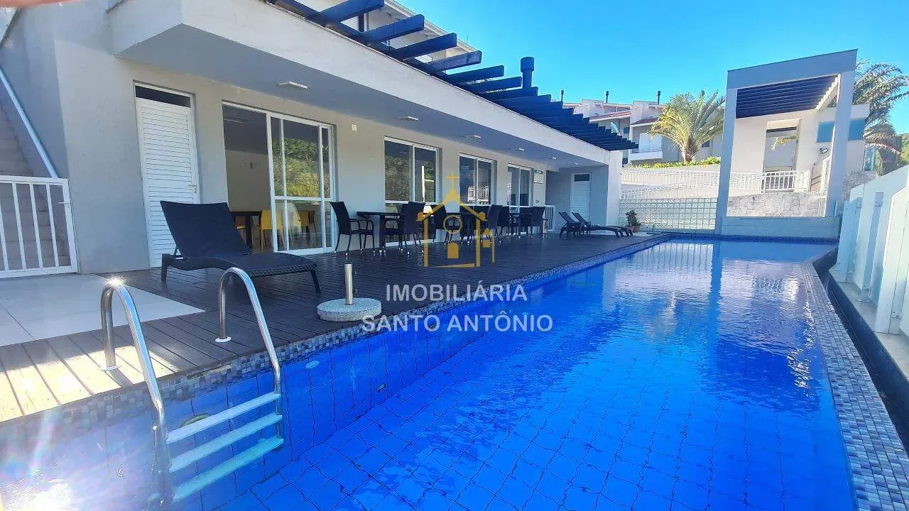 Condo house with 3 en-suite bedrooms and 4 baths, 190 m² — photo 35
