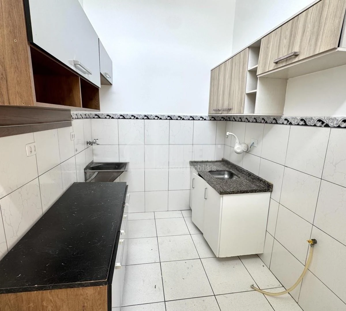 Дерев'яна підлога або ламінат та 1 спальня: квартира 43 м² — photo 9