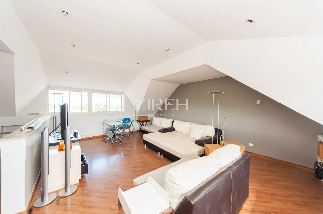 4-bedroom house with 4 parking spaces and open-plan kitchen — photo 34