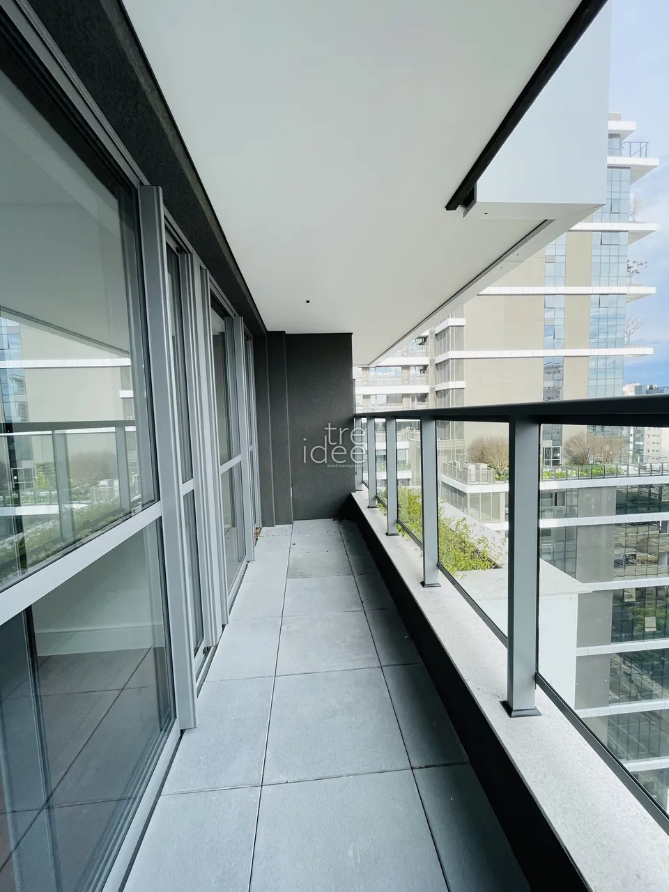 1-bedroom apartment with 50.35 m² and 1 parking space — photo 21
