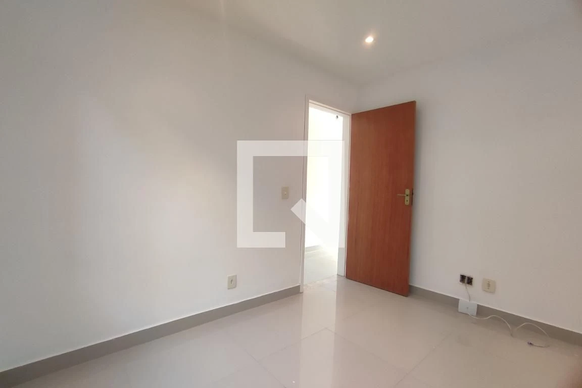 Unfurnished house with 3 bedrooms and 4 bathrooms — photo 11