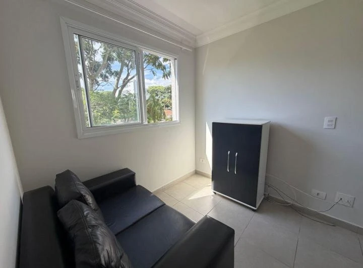 Apartamento mobiliado de 1 quarto com banheiro privativo — photo 3