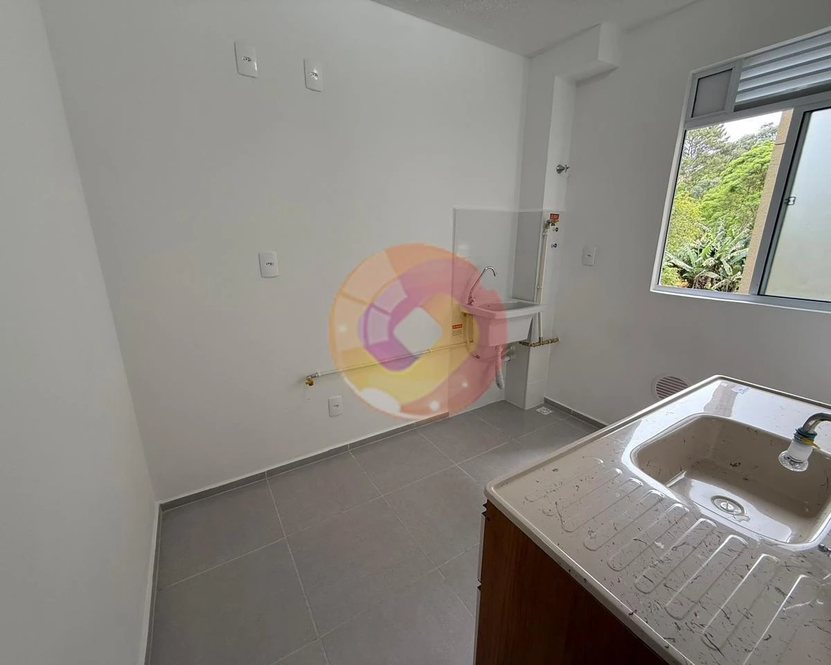 Apartment, 38 m², with wood or laminate floors — photo 2