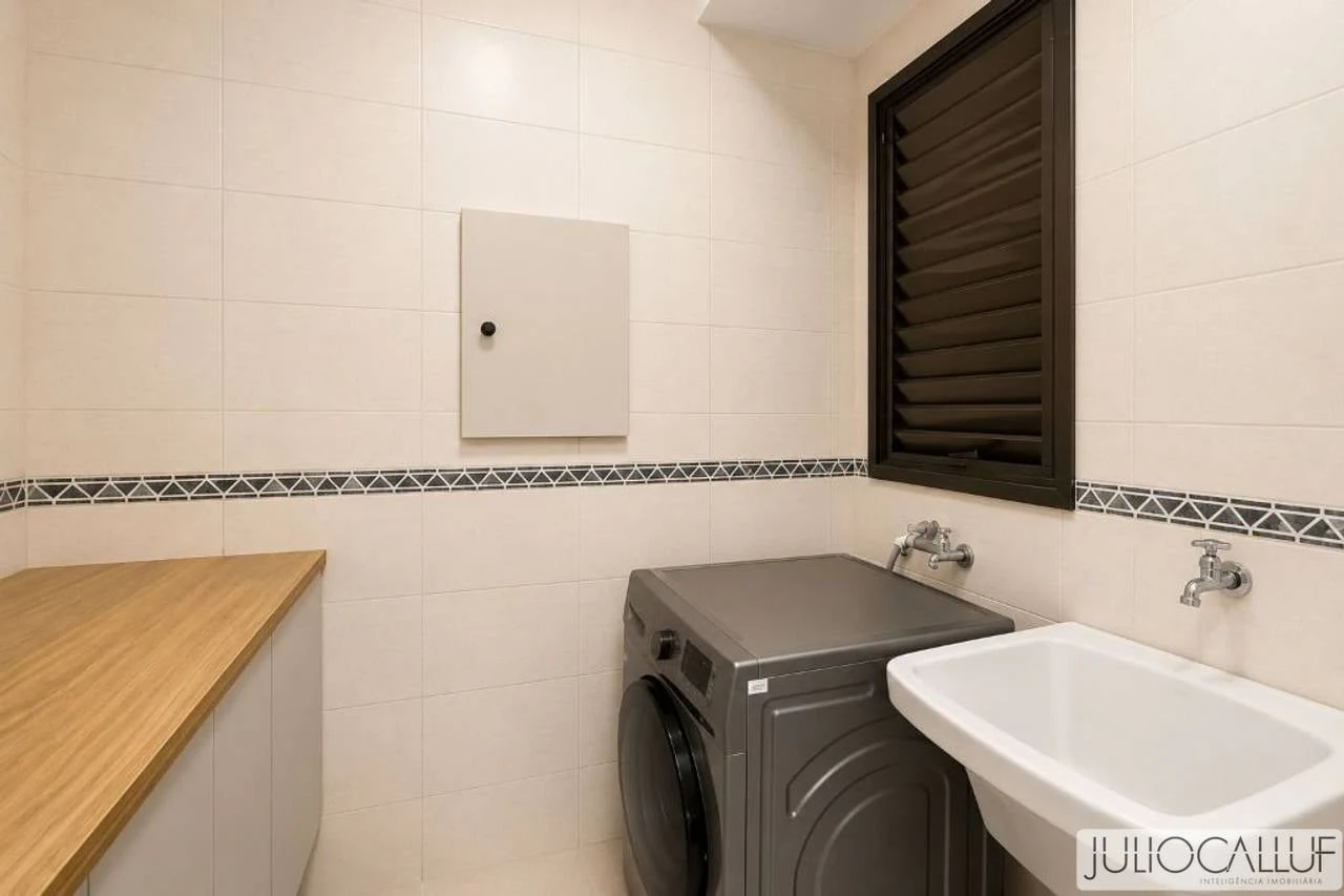 Private pool in a one-bedroom apartment, 40 m² — photo 15
