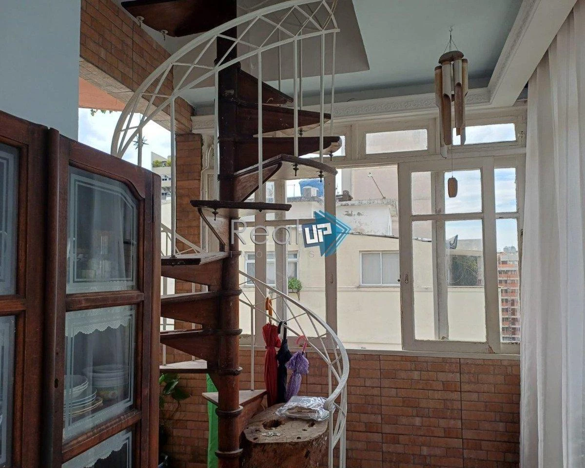 Furnished duplex penthouse with 3 bedrooms and 3 bathrooms — photo 4