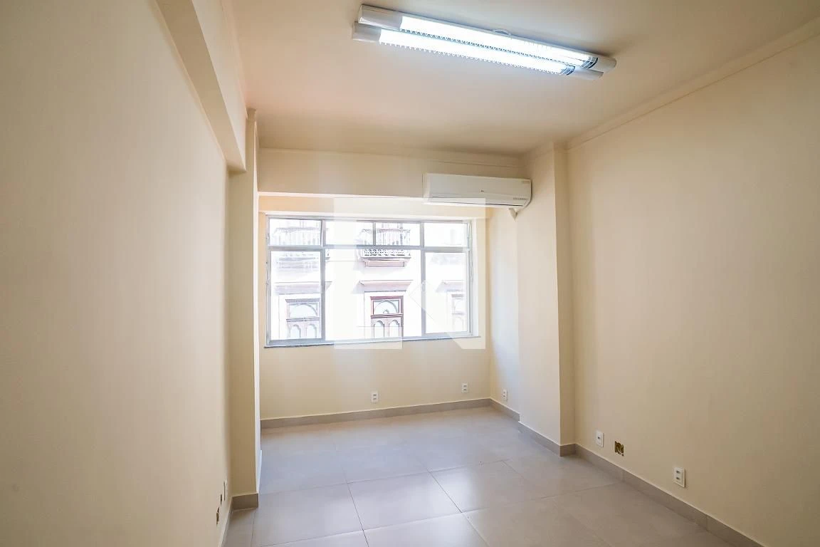Studio de 27 m², Centro — photo 11