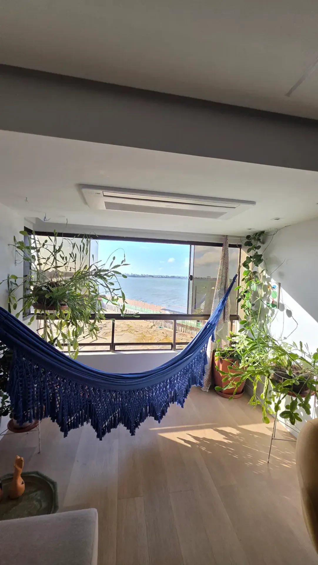 Water view in a 3-bedroom apartment, 135 m² — photo 12