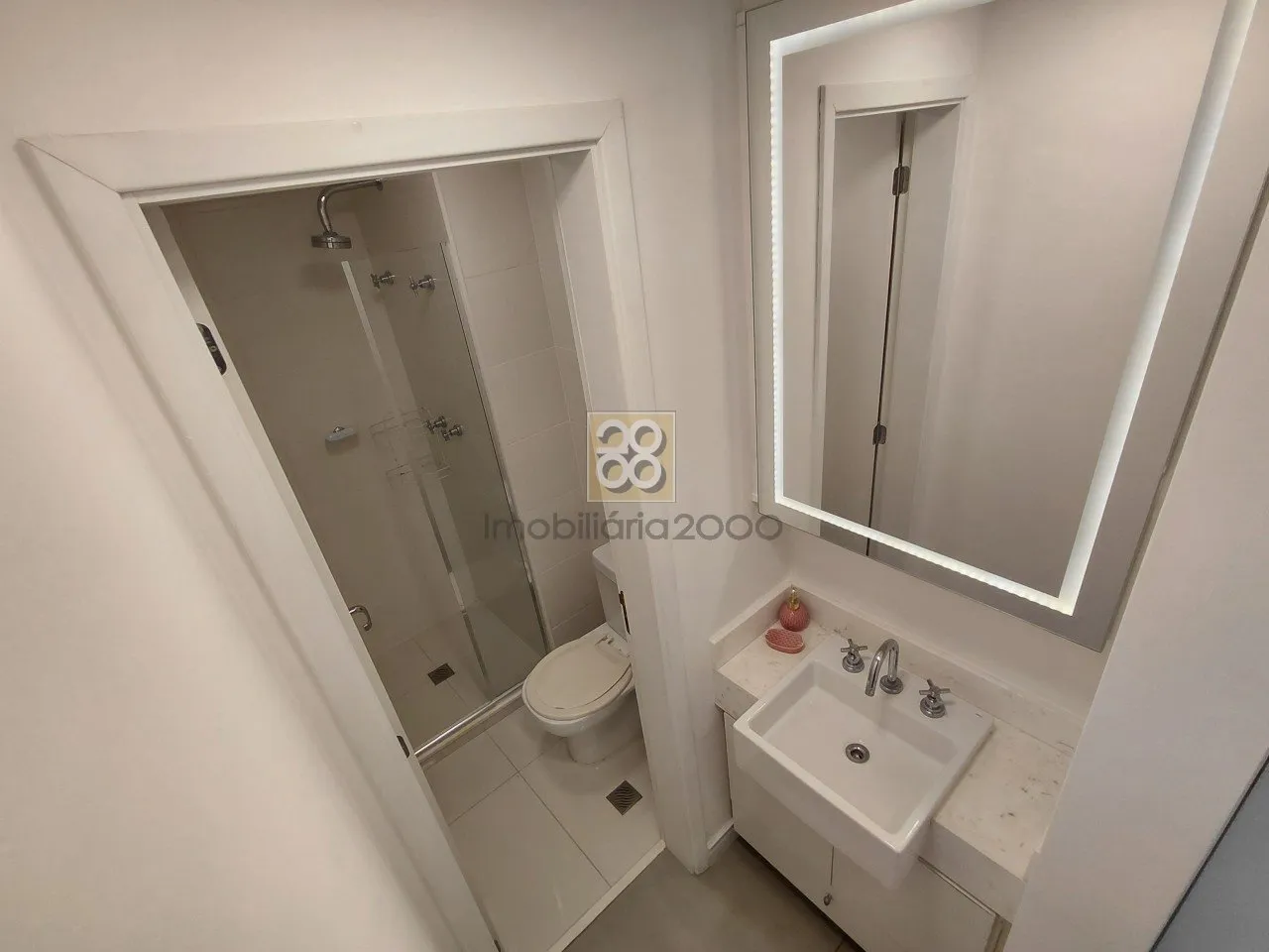 Apartamento de 1 dormitorio con cocina abierta y aire — photo 15