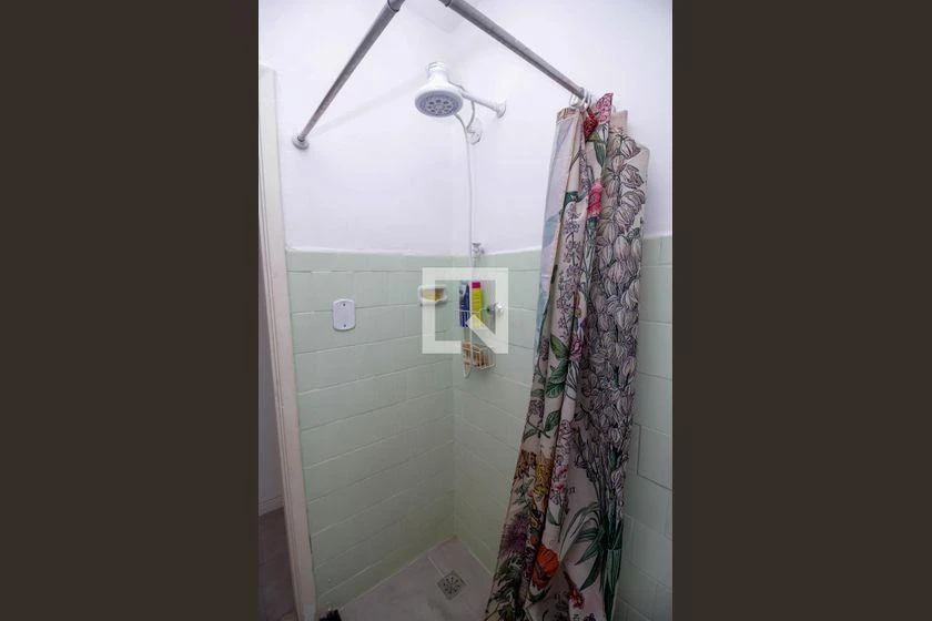 Furnished studio, 32 m², with a home office — photo 12