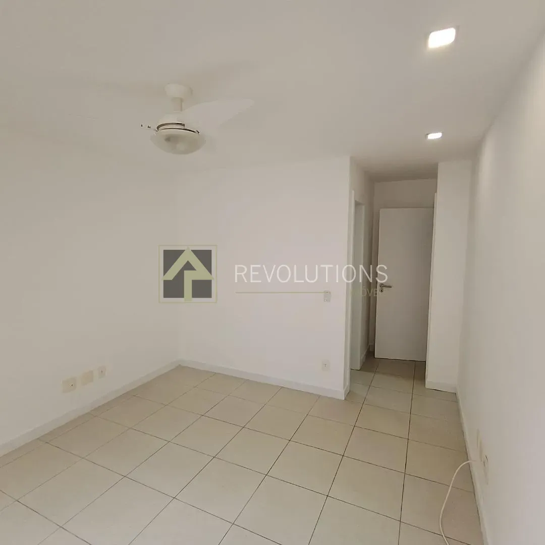 Apartamento de 3 quartos com 5 banheiros e cozinha fechada — photo 15