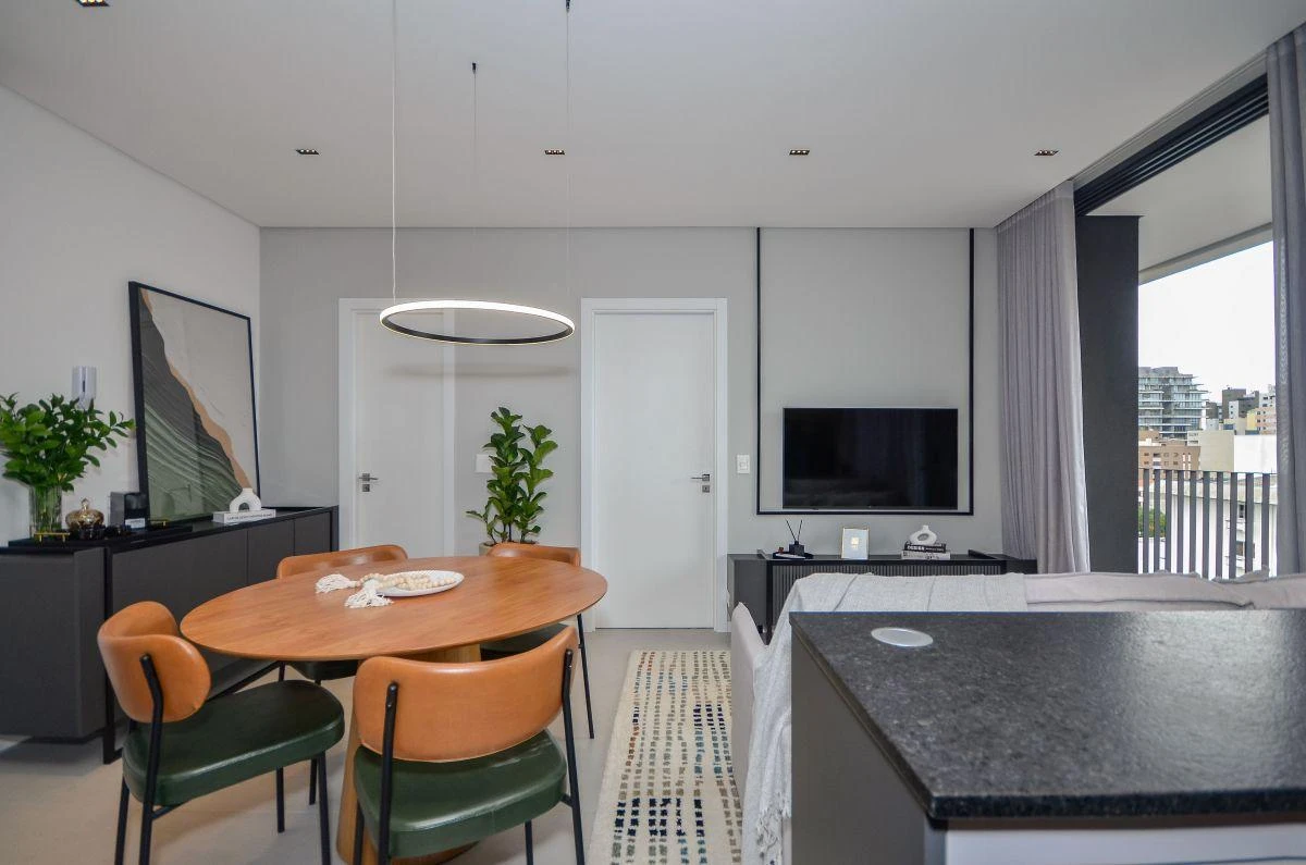 Furnished 1-bedroom apartment with balcony and grill — photo 26