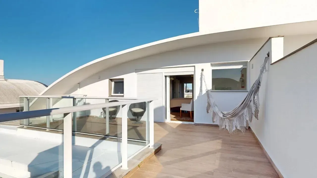 Furnished 310 m² penthouse with 3 en-suite rooms — photo 17