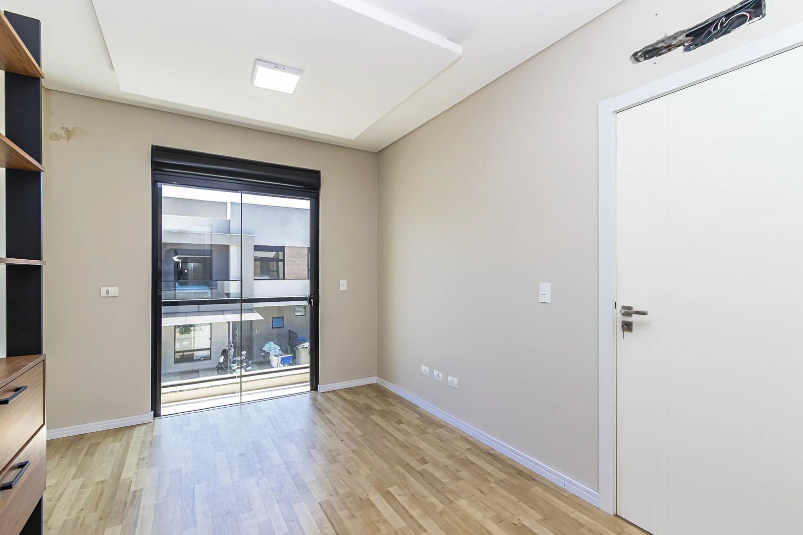 Casa, 92 m², con balcón cerrado con vidrio — photo 27