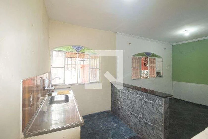 2-bedroom house with a laundry area — photo 17