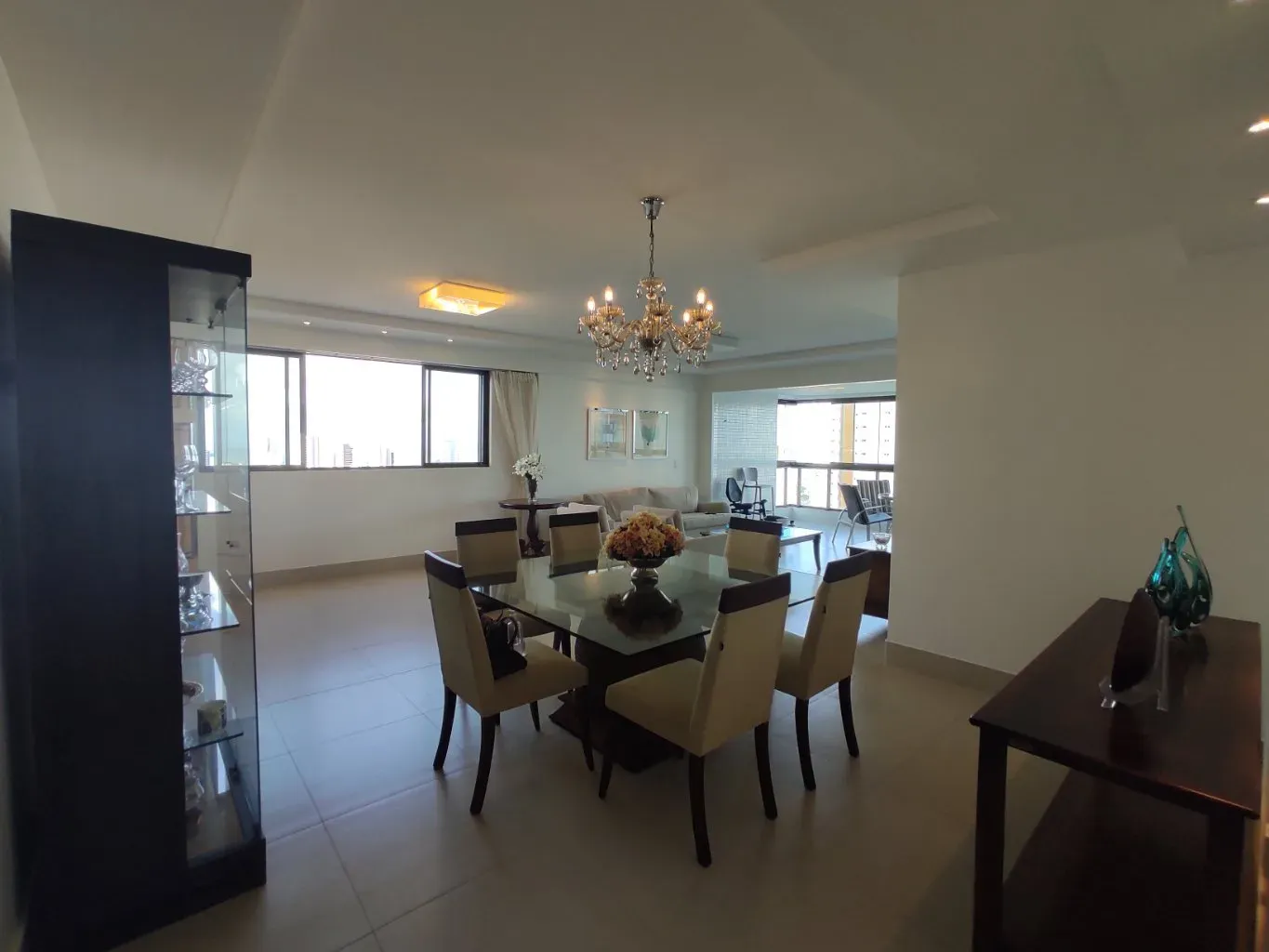 Apartment with 3 en-suite bedrooms, 4 baths and 4 parking — photo 5