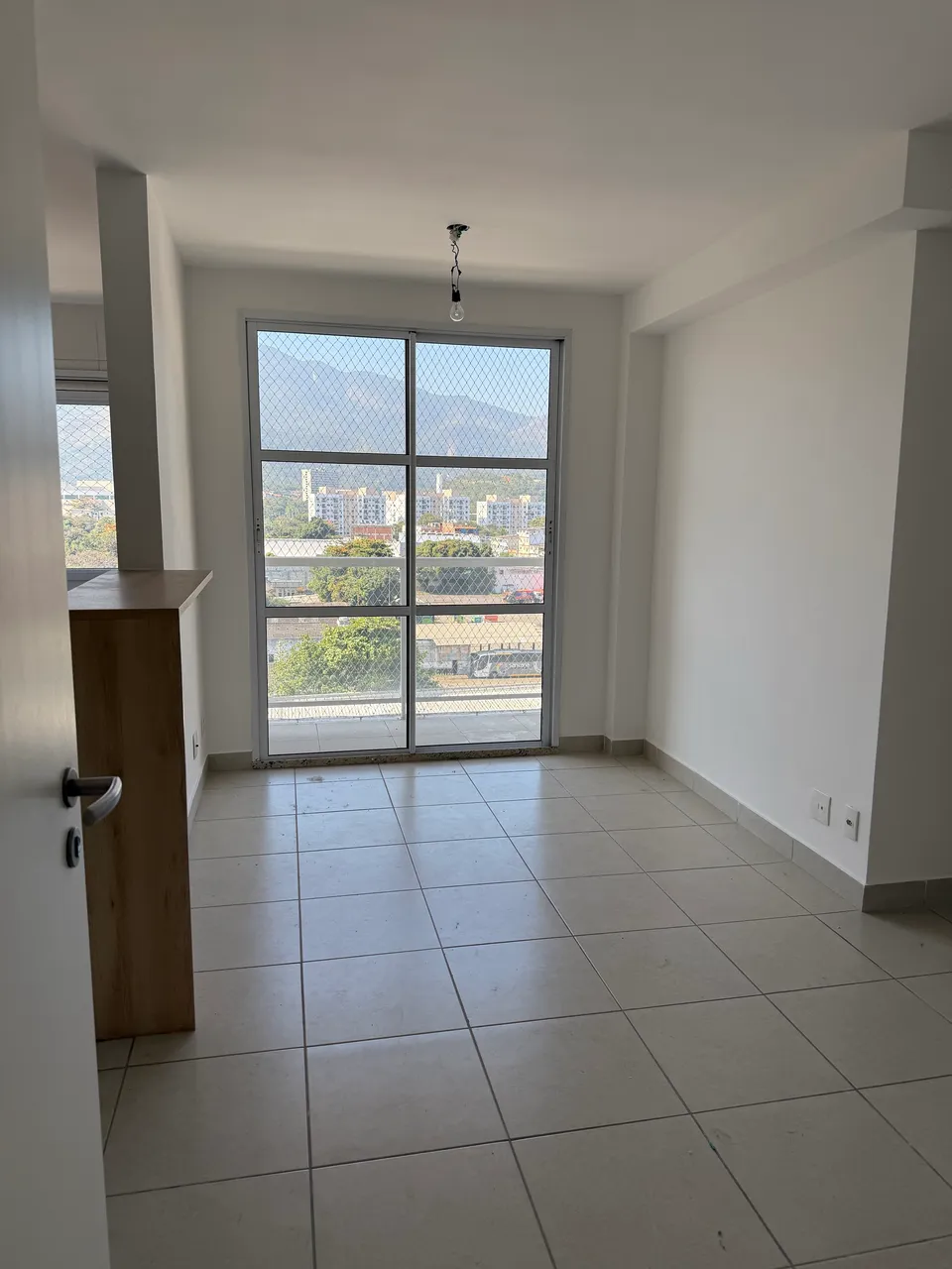 2-bedroom apartment with open-plan kitchen — photo 11