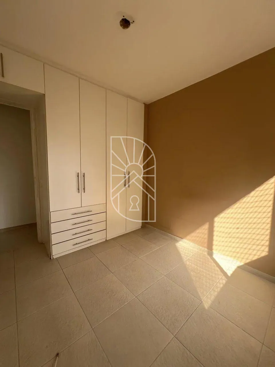 Apartamento de 2 quartos com 2 banheiros e varanda — photo 12
