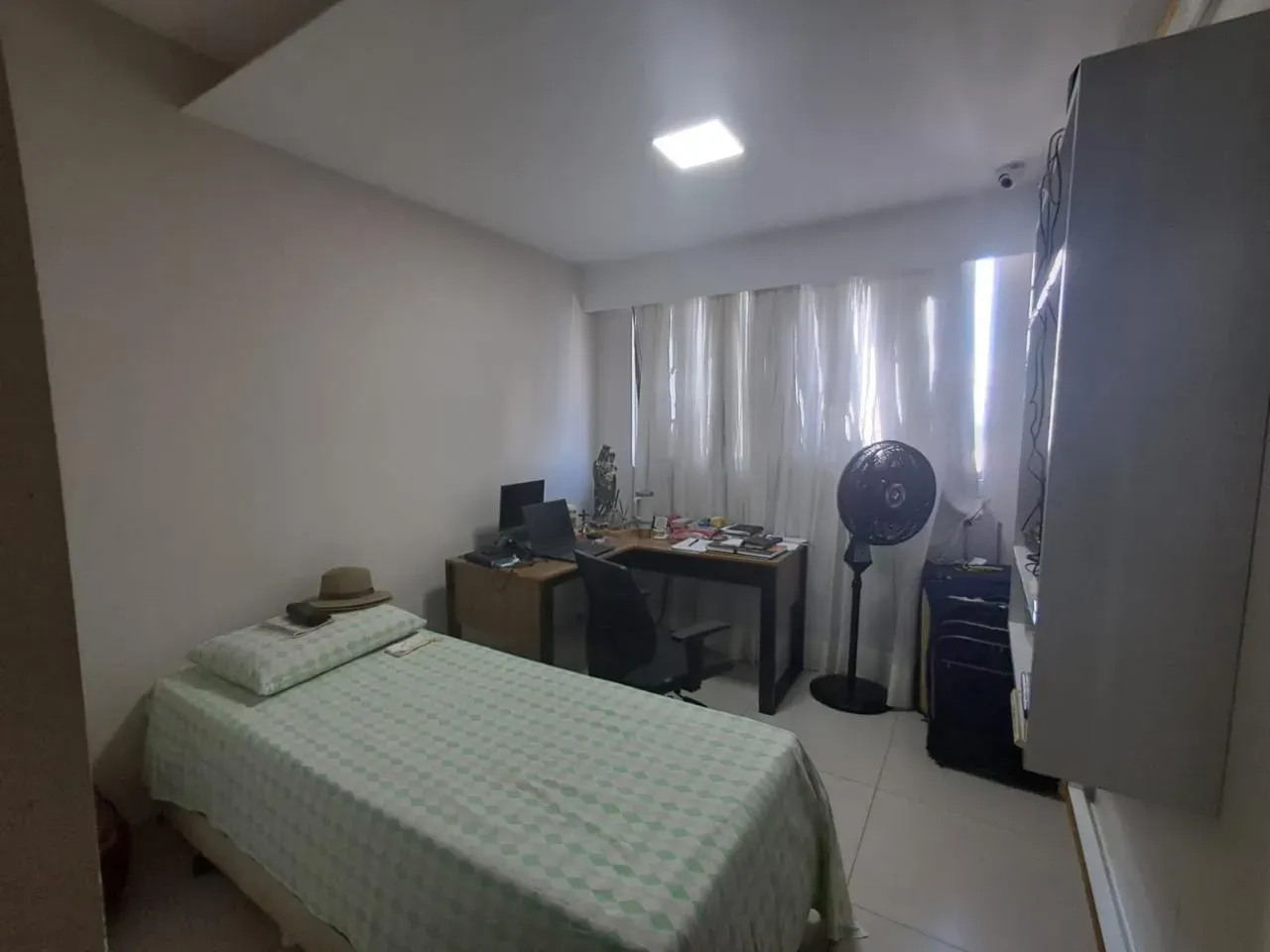Furnished apartment, 136 m², with a jacuzzi — photo 12