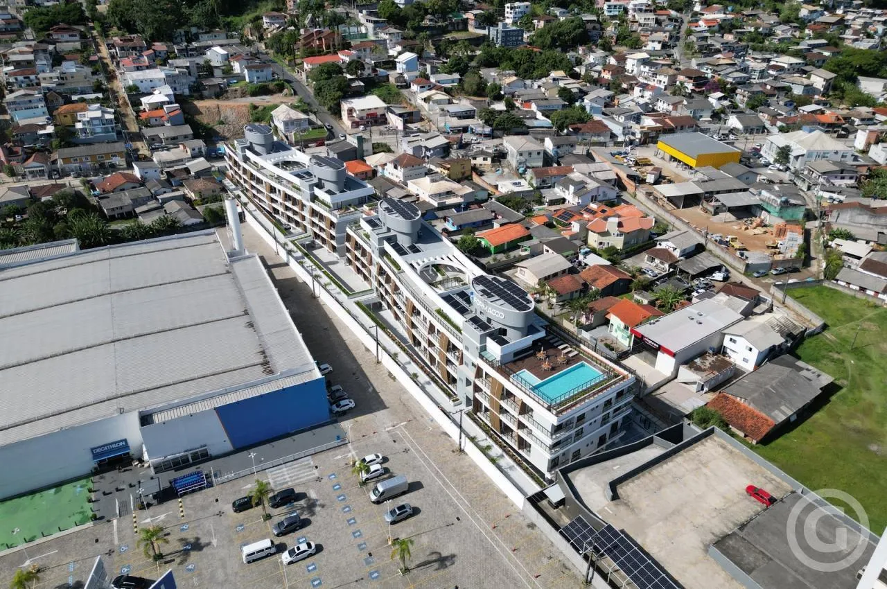 68 m² apartment with 2 bedrooms and 2 bathrooms — photo 18