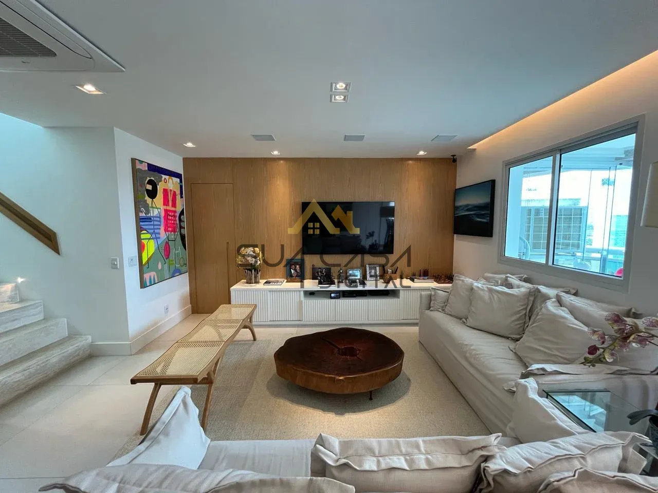 Furnished 3-bedroom apartment with 4 bathrooms and terrace — photo 4