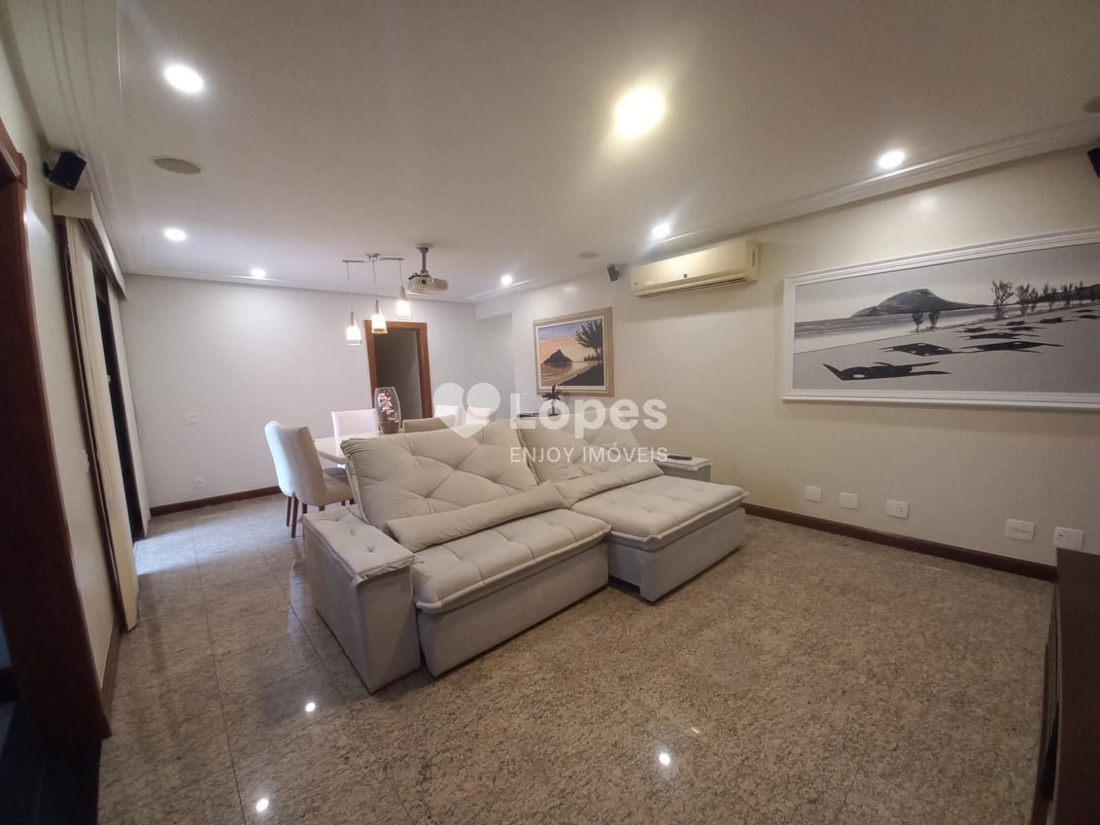 4-bedroom apartment with a home office — photo 19