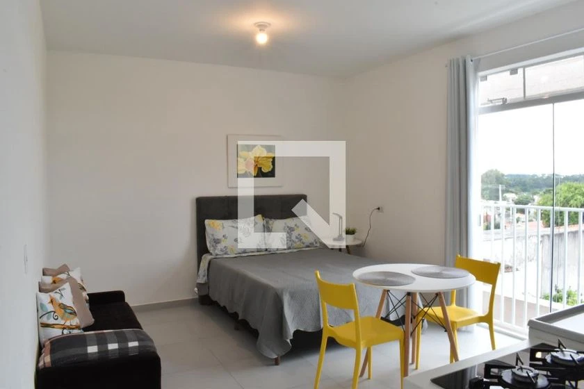 Furnished 1-bedroom apartment with 1 bathroom, no parking — photo 4