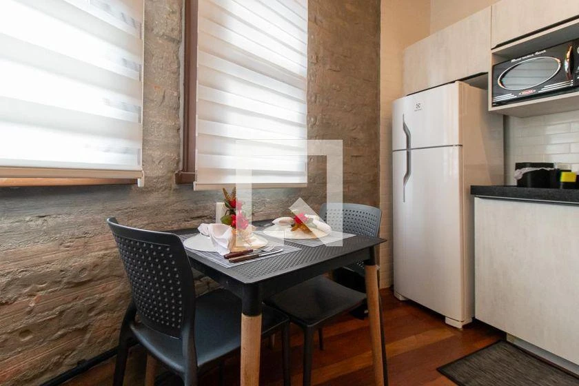 One-bedroom apartment with a washing machine in Curitiba — photo 12
