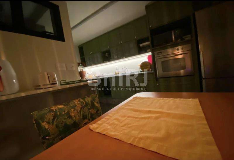 Apartamento de 2 dormitorios con balcón acristalado — photo 28