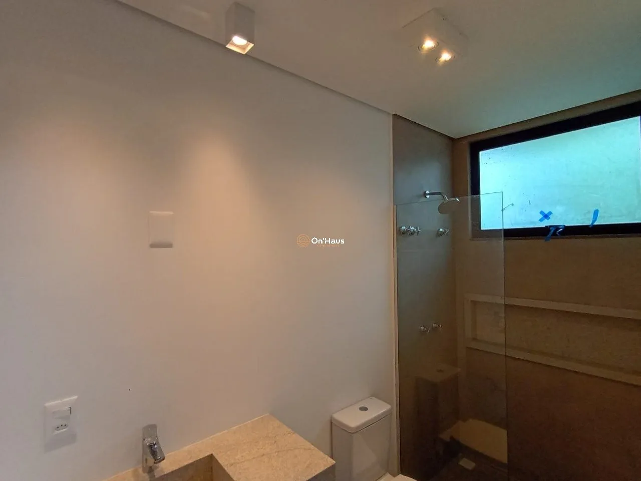 Rental house with 6 en-suite bedrooms and 513 m² — photo 17