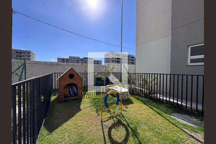 Furnished 2-bedroom apartment with balcony and desk corner — photo 31