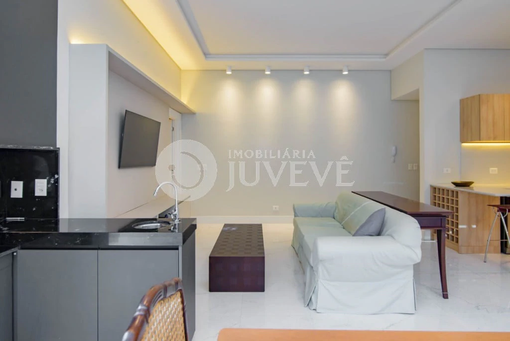 Furnished apartment, 104 m², with a glass-enclosed balcony — photo 20