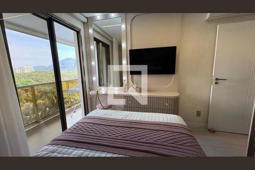 Apartment, 217 m², with a glass-enclosed balcony — photo 46