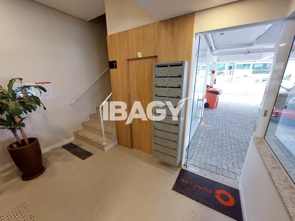 Apartamento amueblado de 2 dormitorios y 2 baños — photo 33