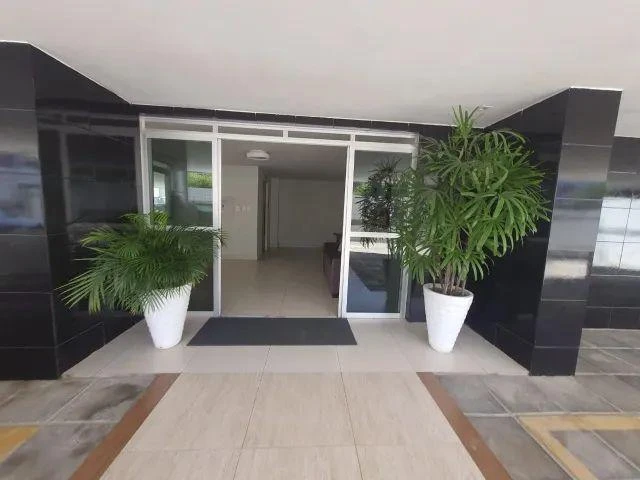Furnished 3-bedroom apartment with 2 en-suite bathrooms — photo 5