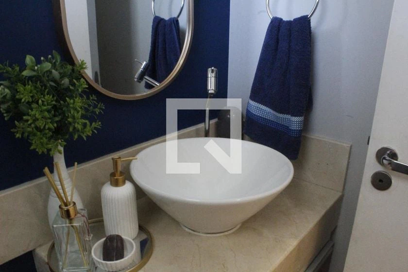 Casa em condomínio com 4 quartos e 117 m² — photo 4
