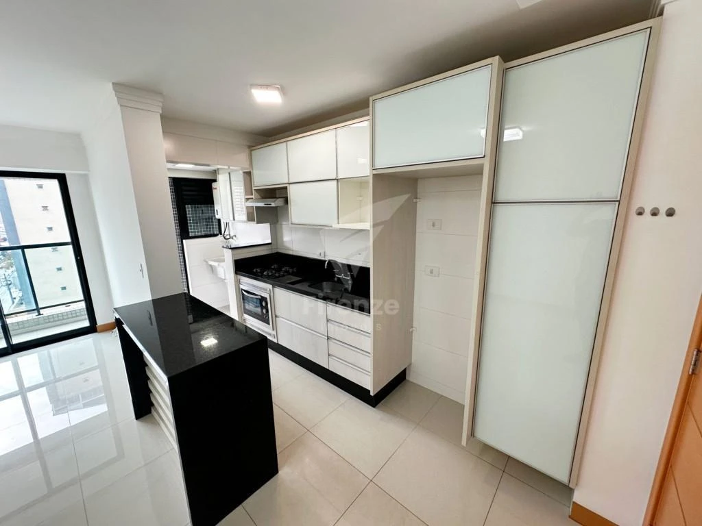 Apartamento de 2 quartos com máquina de lavar, Água Verde