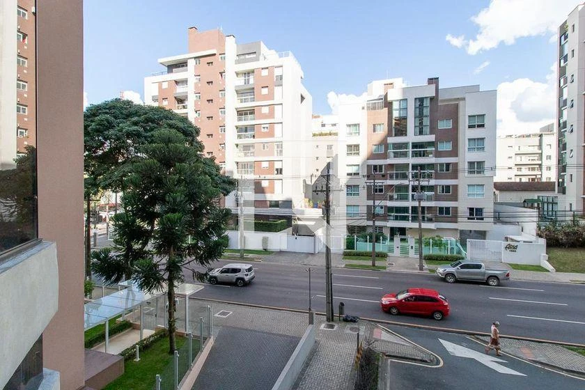 Furnished 3-bedroom apartment with 146 m² — photo 19