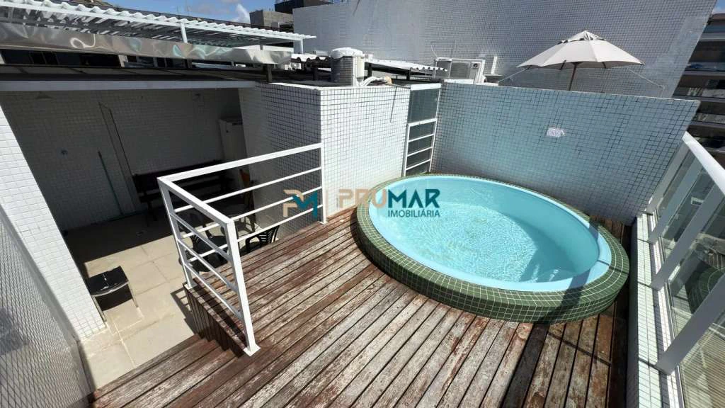 Furnished apartment with pool access and 1 en-suite — photo 3
