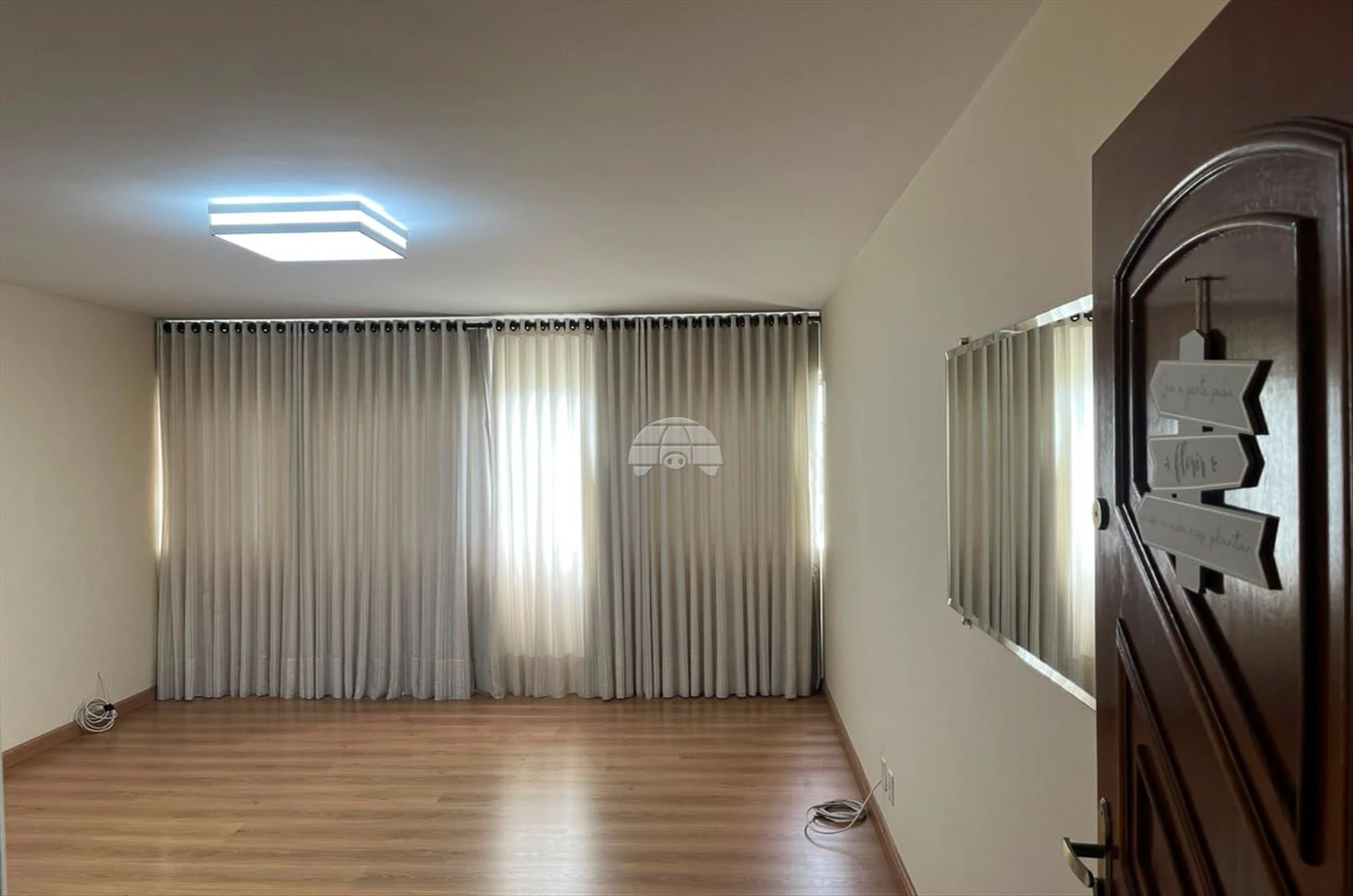 Квартира в аренду: 3 спальни и 97 м²