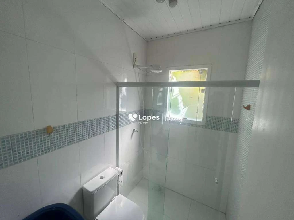 Furnished house with 4 bedrooms and 620 m² — photo 14