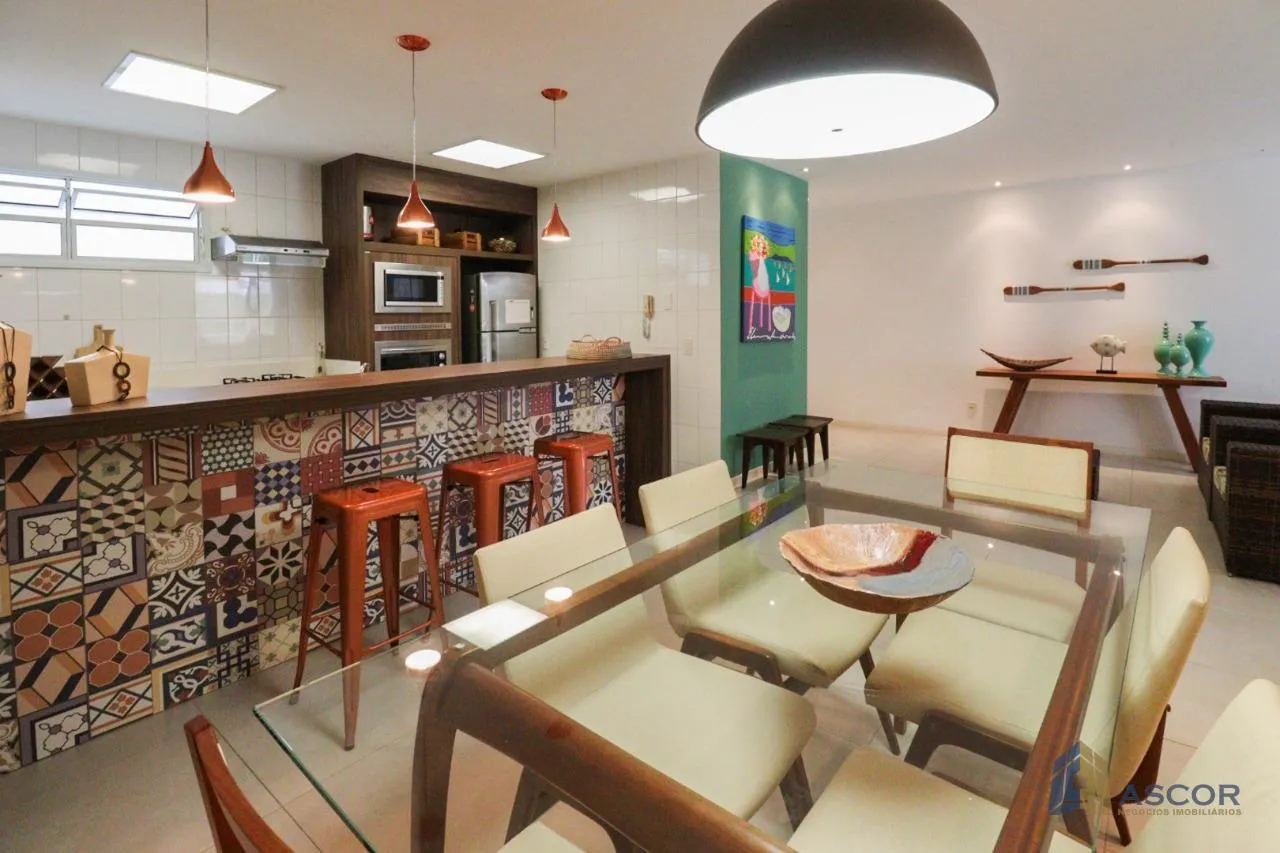 221 m² apartment with 3 en-suite bedrooms and 2 parking — photo 9