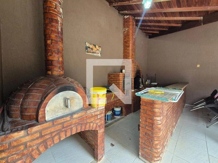 Furnished house, 400 m², with a glass-enclosed balcony — photo 41