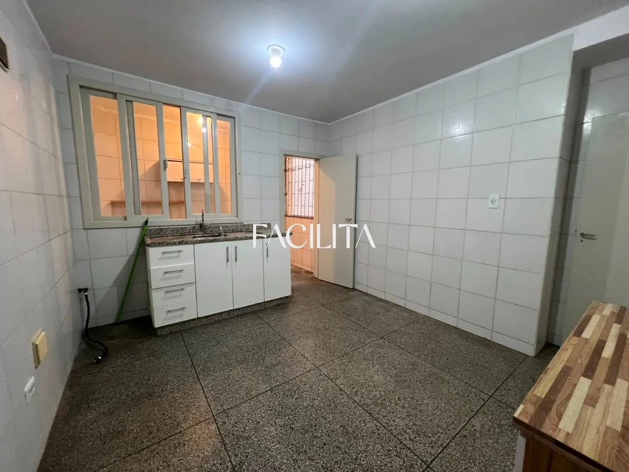 Квартира на 1 этаже с 3 спальнями 93 м² без парковки — photo 2