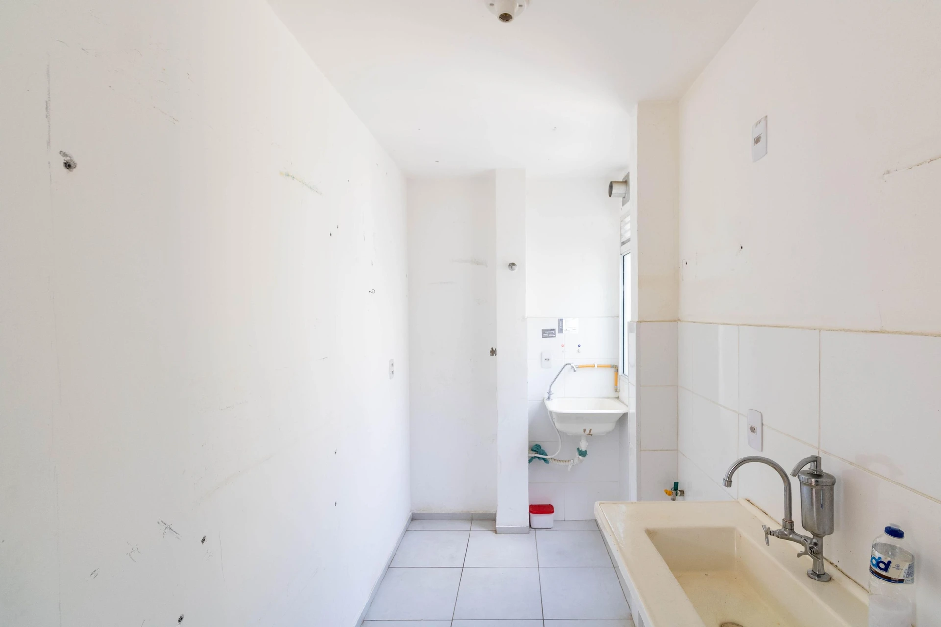 Балкон з грилем та 2 спальні: квартира 45 м² — photo 15