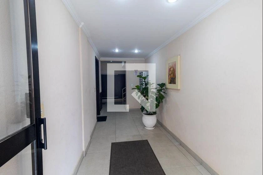 Apartamento de 2 quartos em condomínio com academia — photo 3