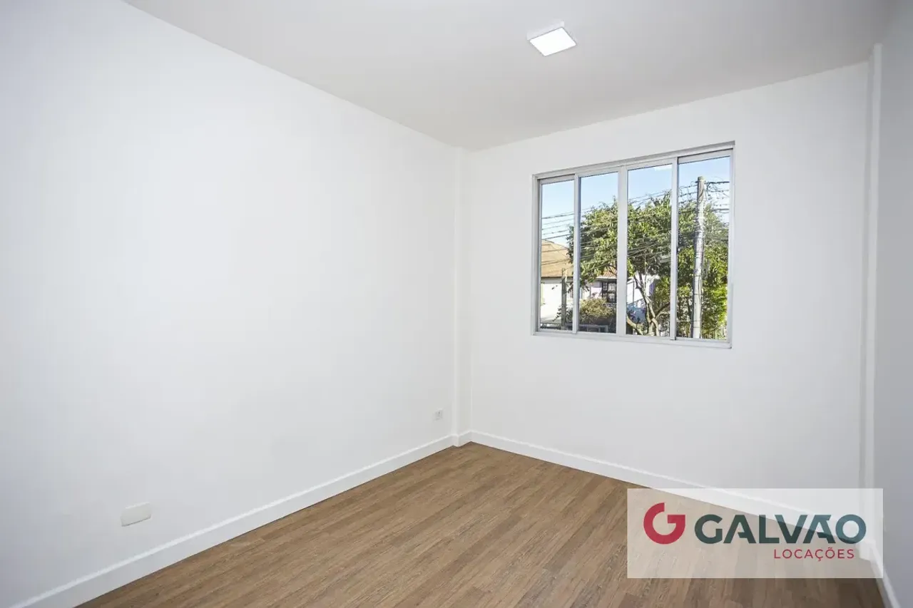 72 m² apartment with 2 bedrooms and open-plan kitchen — photo 3