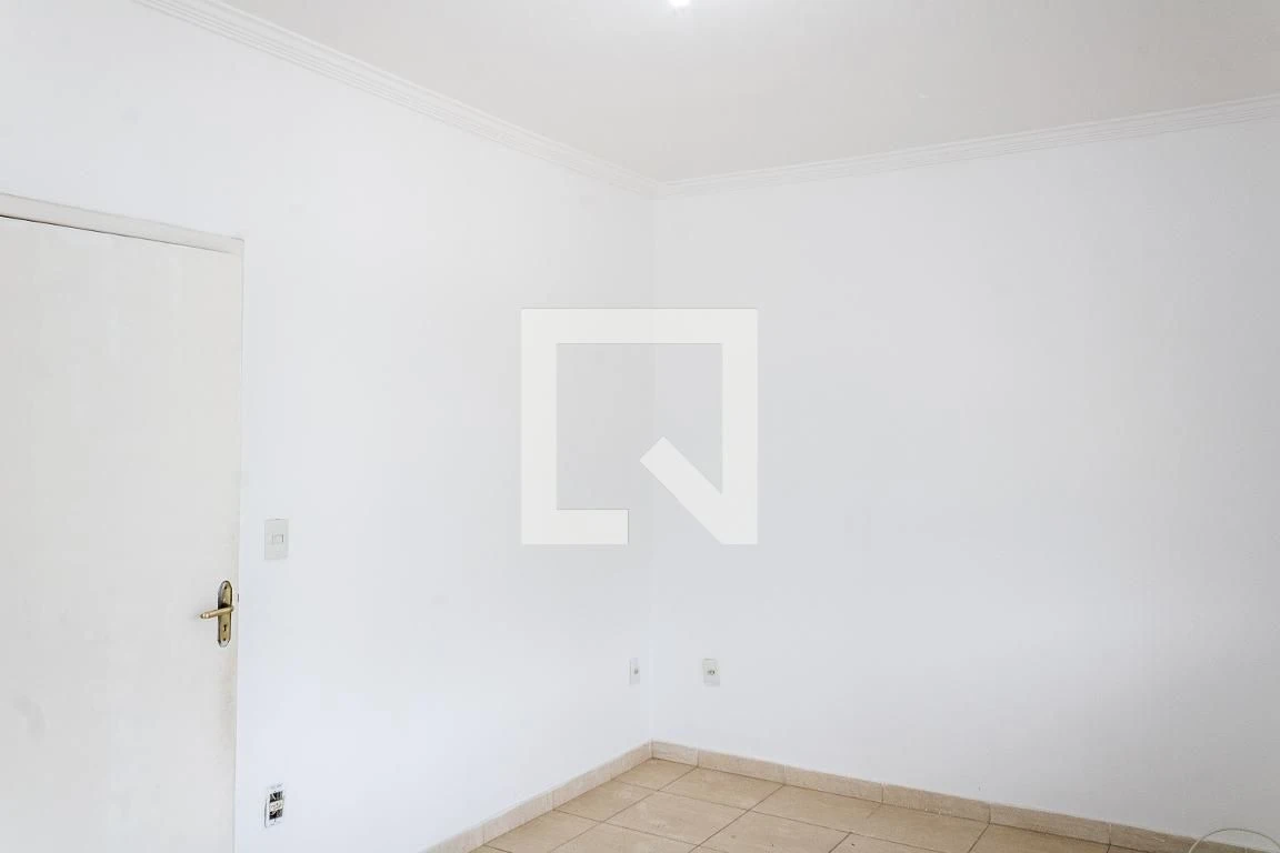 House with 3 bedrooms and a private garden — photo 50