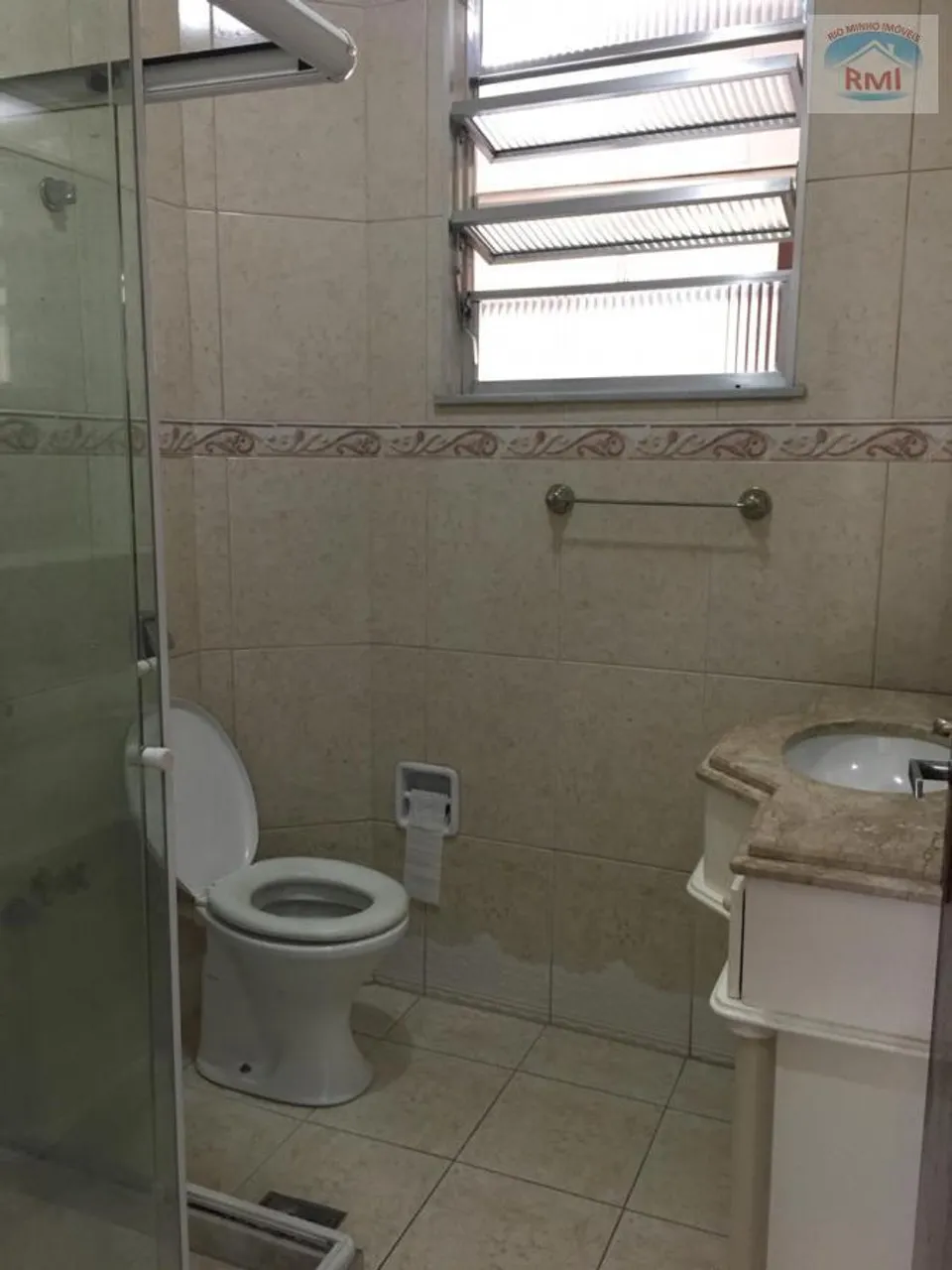 Apartamento com 2 quartos e cozinha separada — photo 13