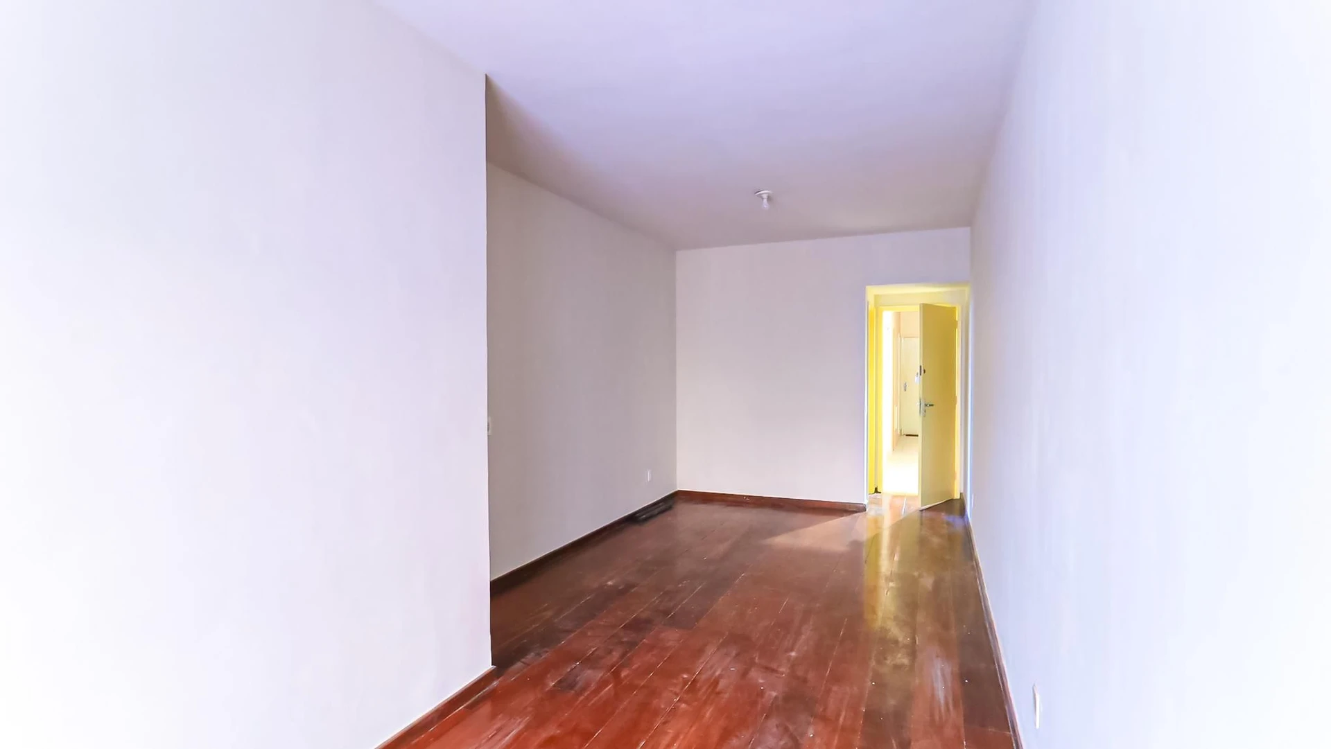 Apartamento com 2 quartos, varanda e cozinha equipada — photo 34